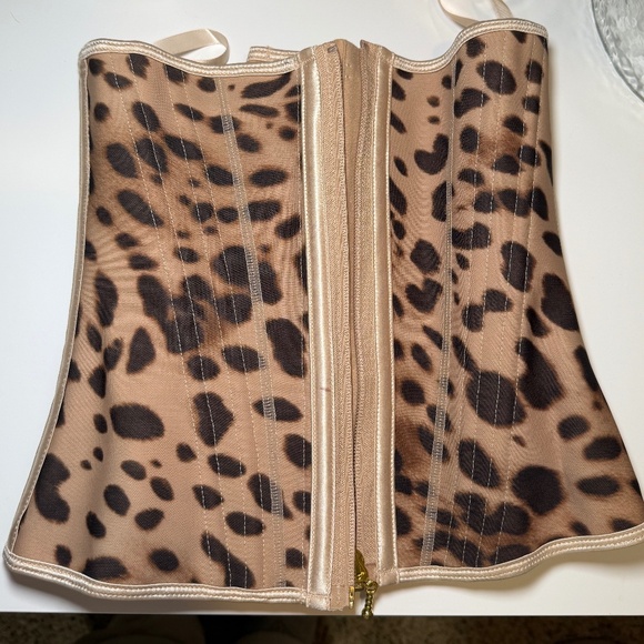 Cheetah print waist trainer Size SMALL - Picture 1 of 4